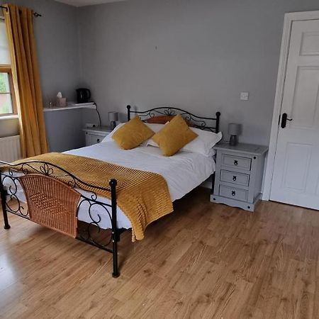 The Madden Guest House Gilford Esterno foto