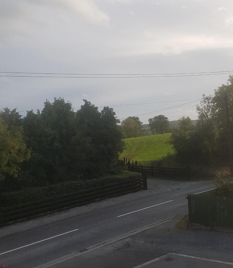 The Madden Guest House Gilford Esterno foto